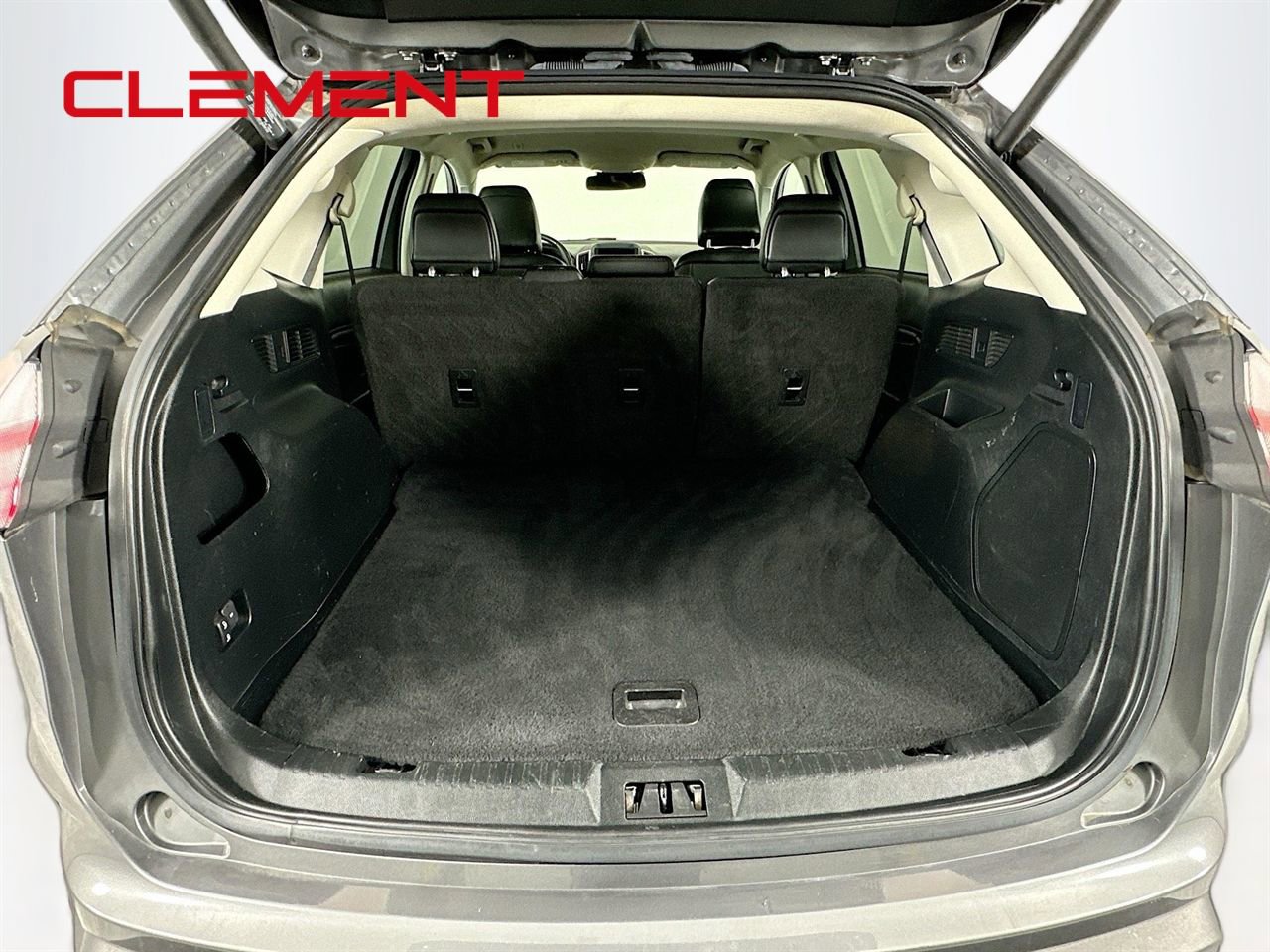 Certified 2022 Ford Edge Titanium image 10