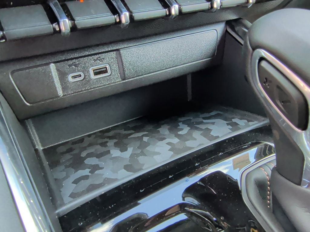 New 2025 GMC Canyon AT4 w/ Nightfall Edition image 28