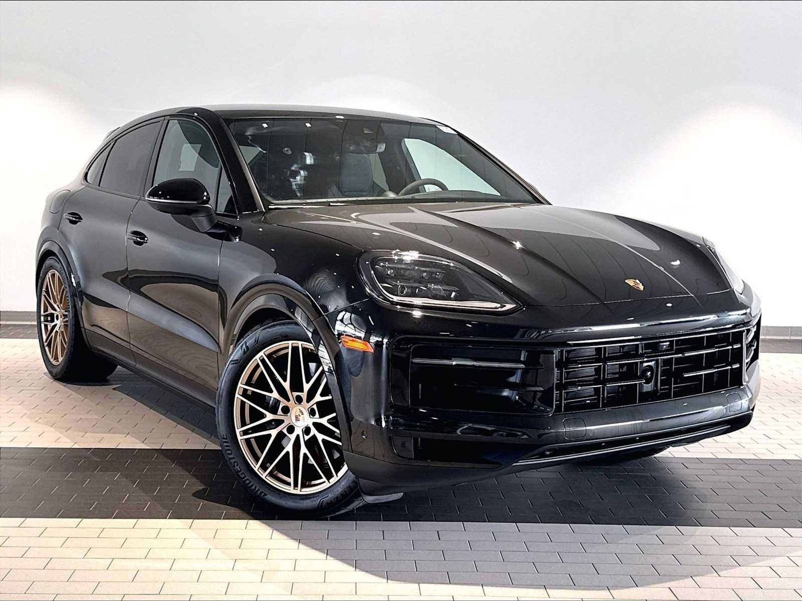 Used 2026 Porsche Cayenne Coupe AWD/4WD image 13