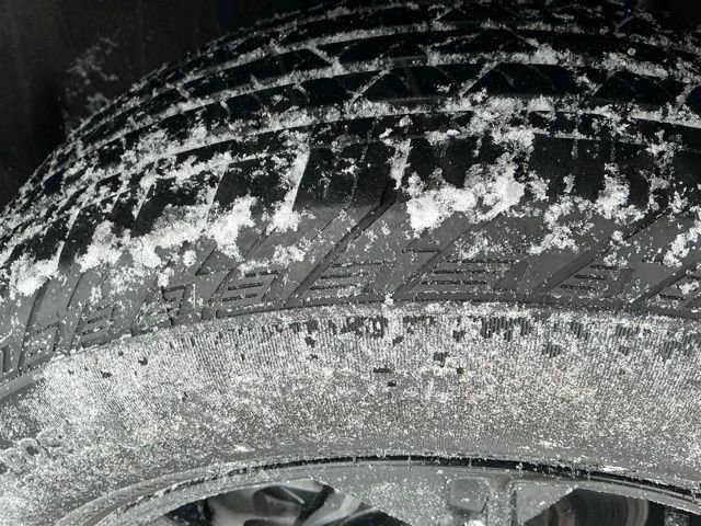 Used 2024 Chevrolet Blazer LT w/ Midnight/Sport Edition image 15