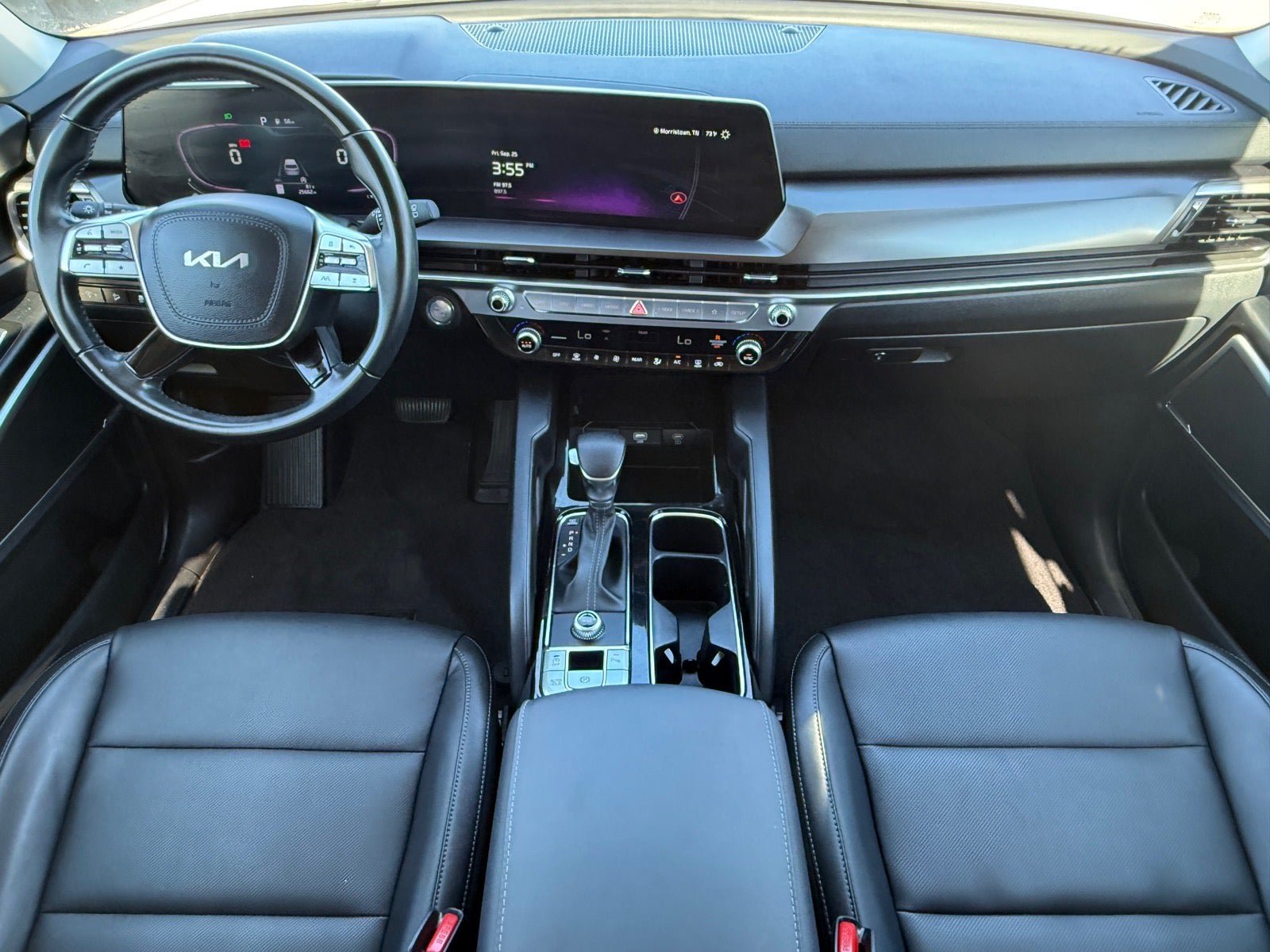 Used 2024 Kia Telluride LX FWD image 16