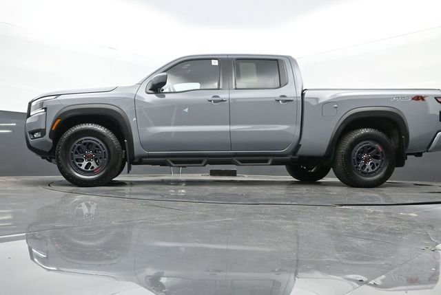 Used 2025 Nissan Frontier PRO-4X image 26