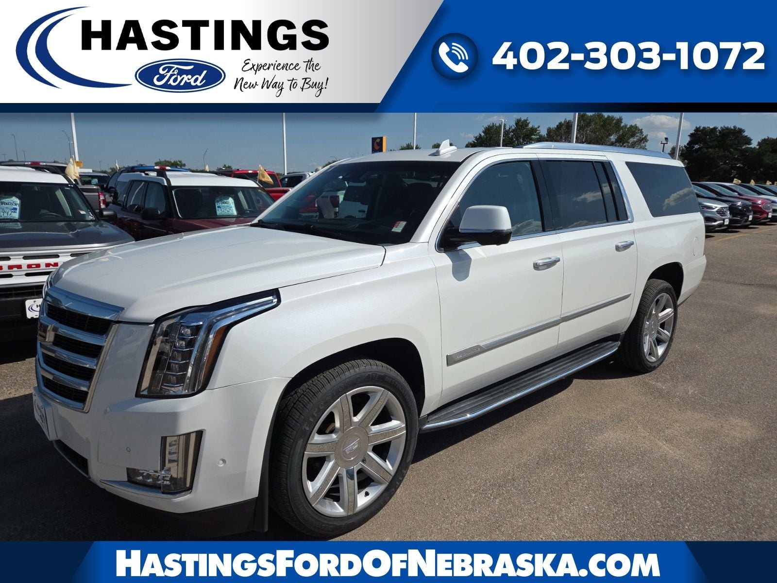 Used 2020 Cadillac Escalade ESV Premium Luxury AWD/4WD image 1