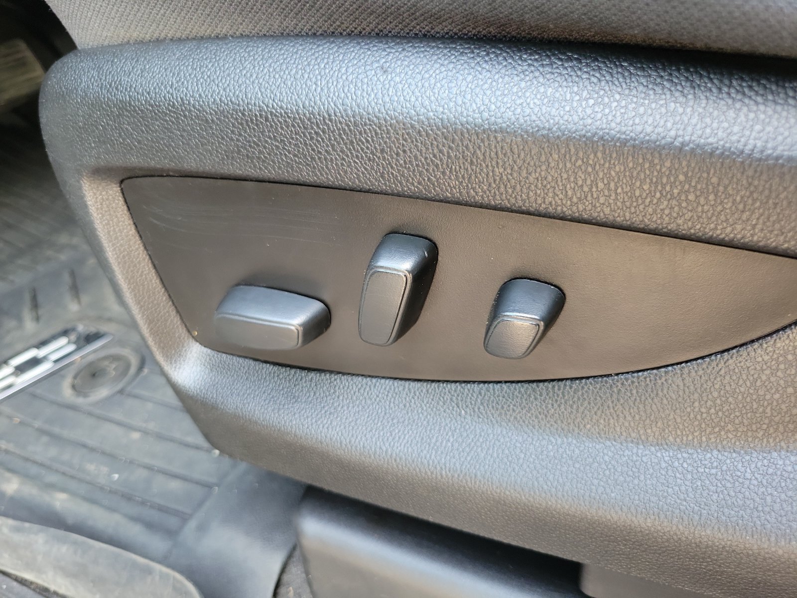 Used 2019 Chevrolet Tahoe LS RWD image 10
