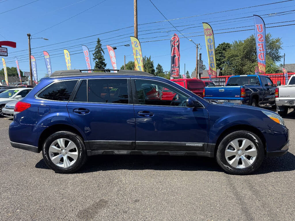 Used 2010 Subaru Outback 3.6R Premium AWD/4WD image 10