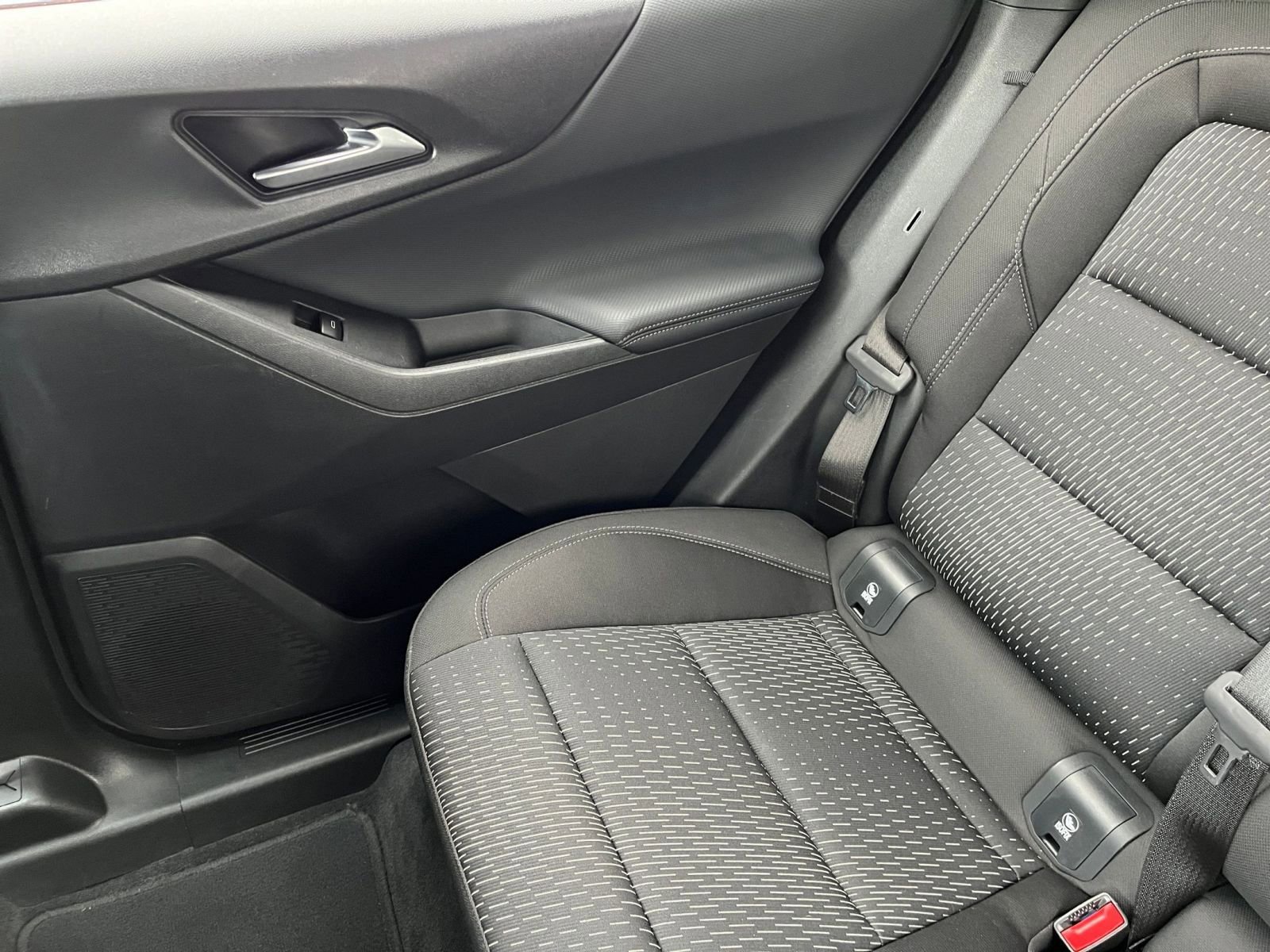 Used 2025 Chevrolet Equinox LT image 39