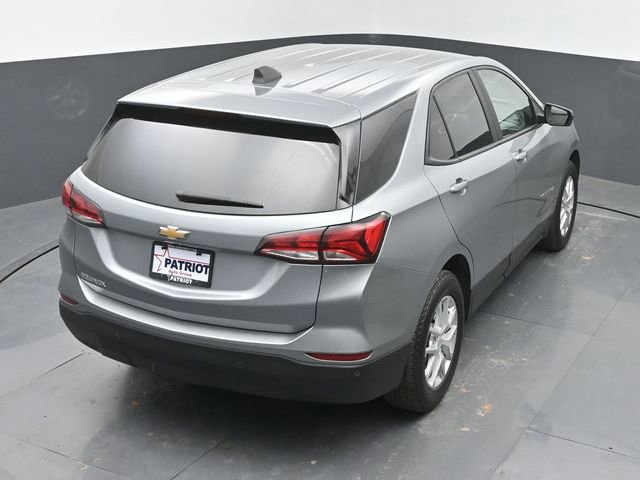Used 2024 Chevrolet Equinox LS w/ LS Convenience Package image 32