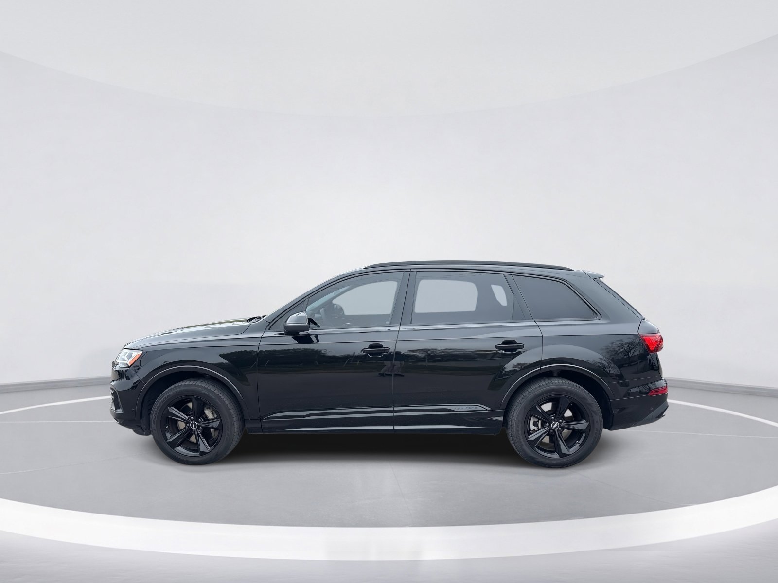 Used 2022 Audi Q7 Premium Plus w/ Premium Plus Package image 5