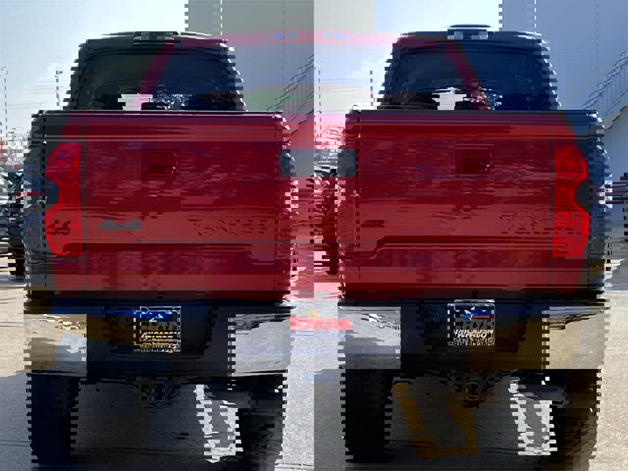 Used 2017 Toyota Tundra SR5 image 5