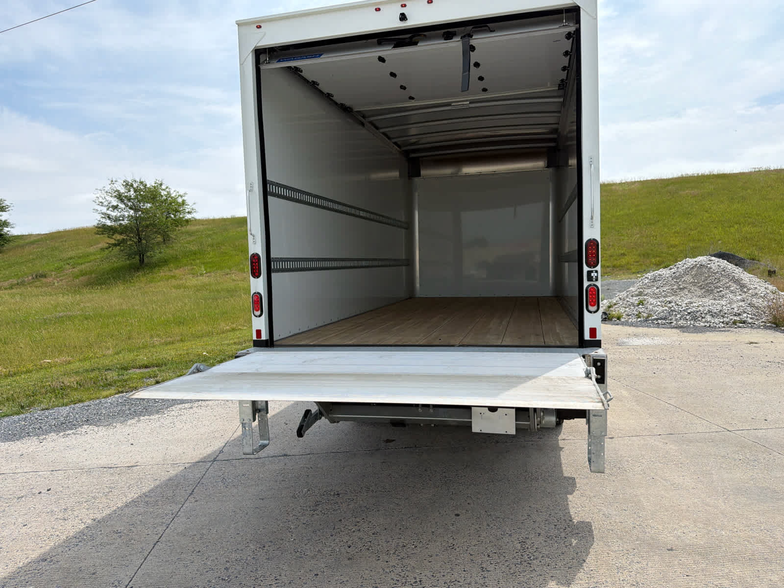 New 2025 Chevrolet Low Cab Forward RWD image 14