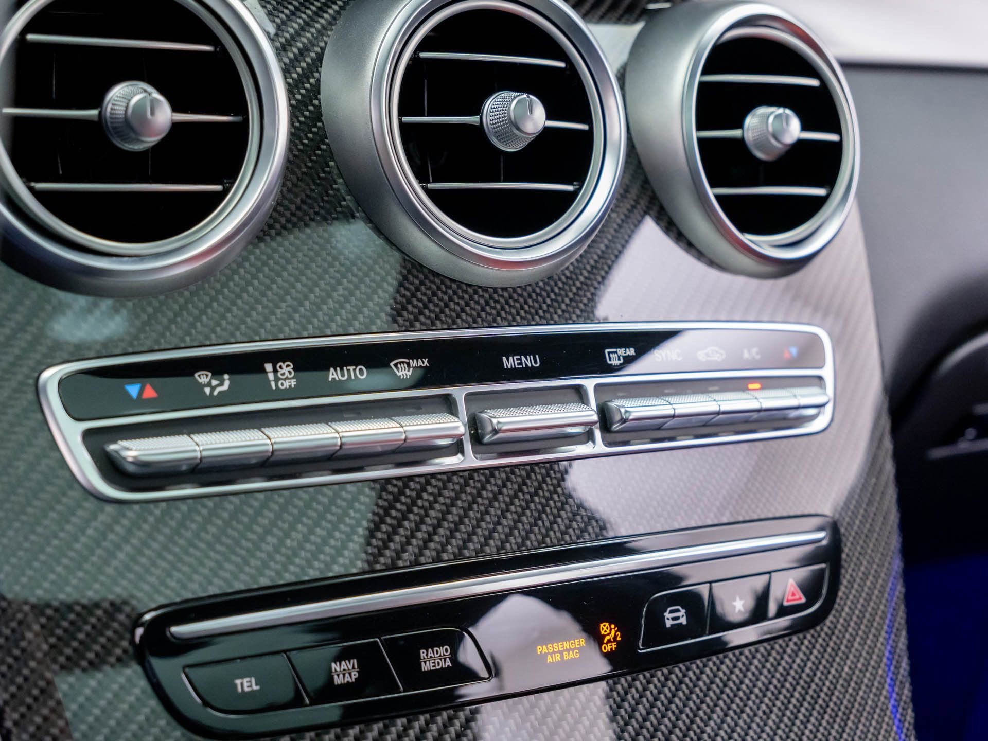 Used 2020 Mercedes-Benz GLC 63 AMG 4MATIC image 28