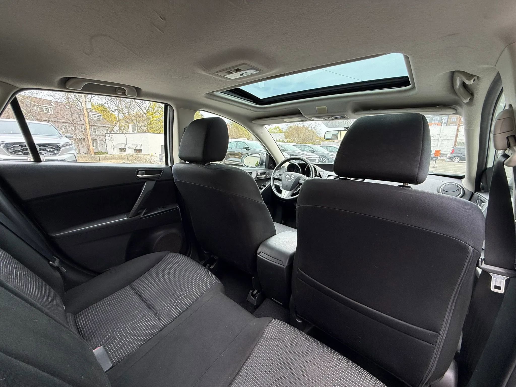 Used 2013 MAZDA MAZDA3 i Touring FWD image 15