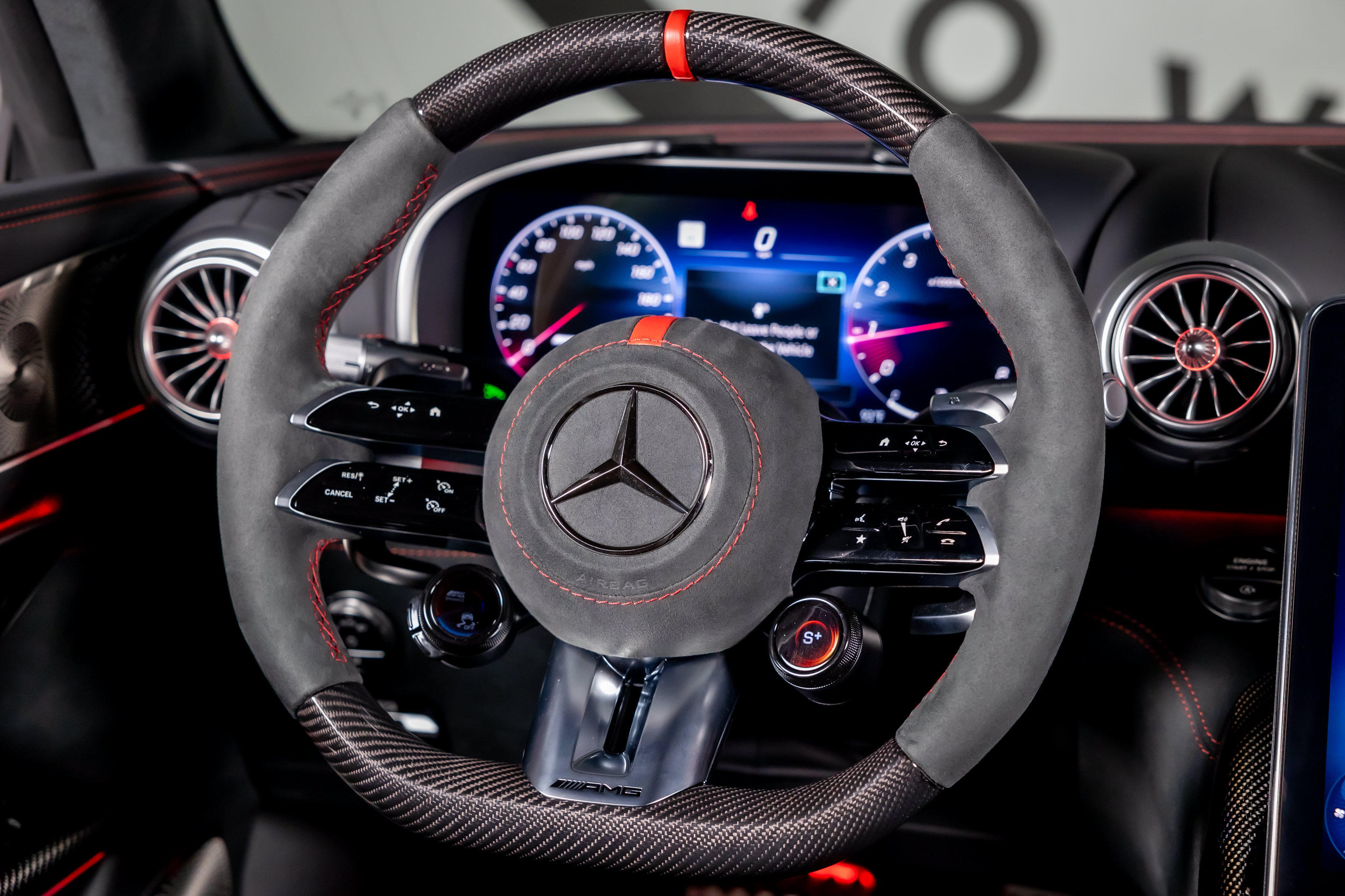 Used 2025 Mercedes-Benz AMG GT 63 image 18