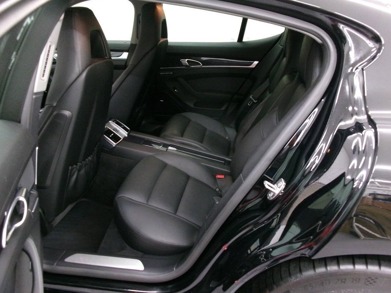 Used 2014 Porsche Panamera 4 AWD/4WD image 15