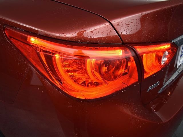 Used 2016 INFINITI Q50 Premium image 11