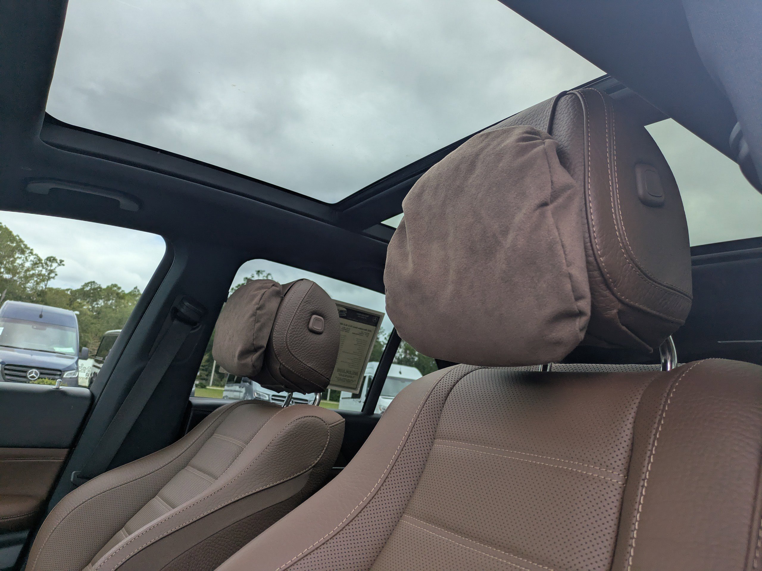 Certified 2025 Mercedes-Benz GLE 450 4MATIC image 4