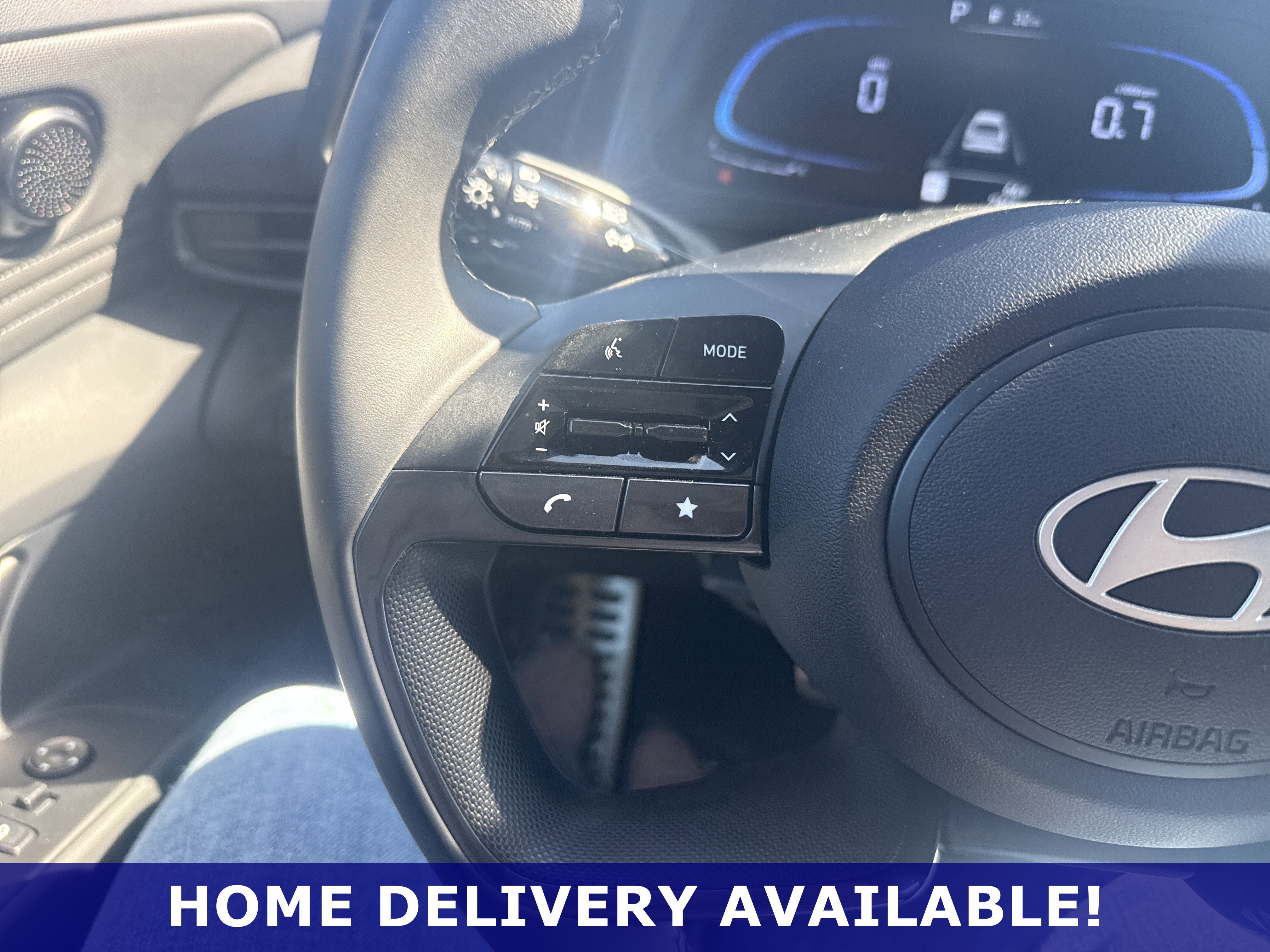 Used 2025 Hyundai Elantra Sport image 22