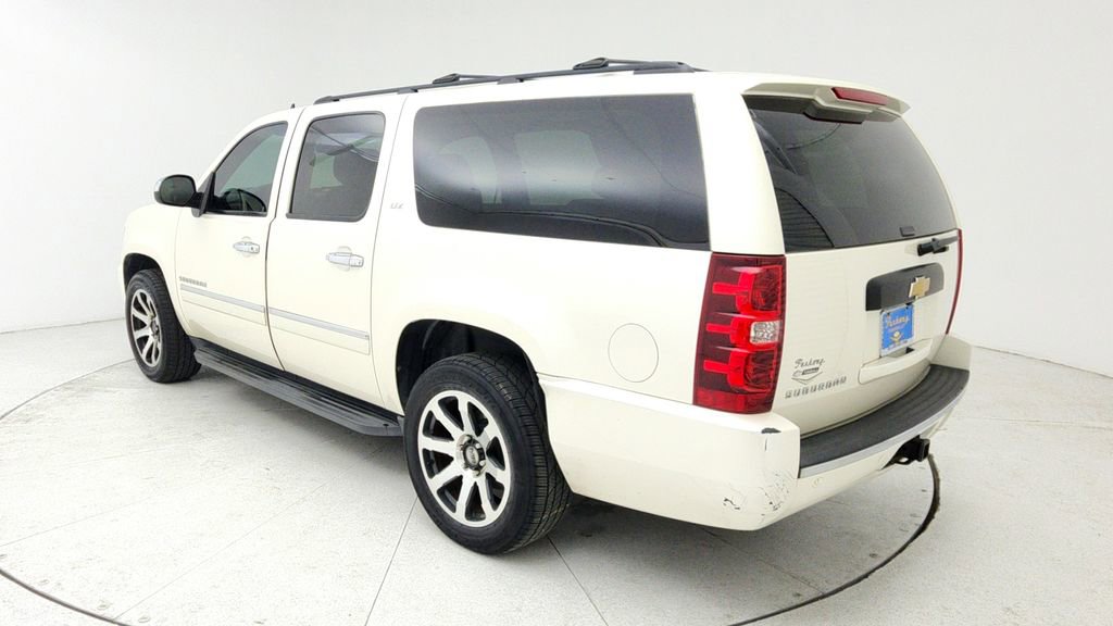 Used 2013 Chevrolet Suburban LTZ image 6