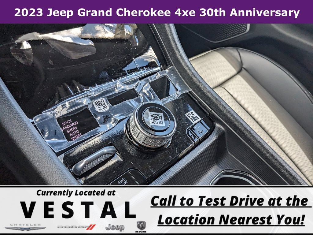 New 2023 Jeep Grand Cherokee 30th Anniversary AWD/4WD image 29