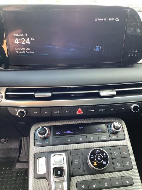 Certified 2023 Hyundai Palisade SEL image 33