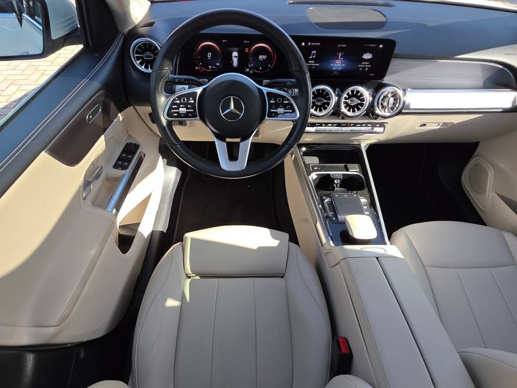 Used 2022 Mercedes-Benz GLB 250 image 6