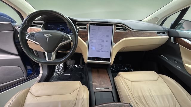 Used 2017 Tesla Model X 90D AWD/4WD image 16