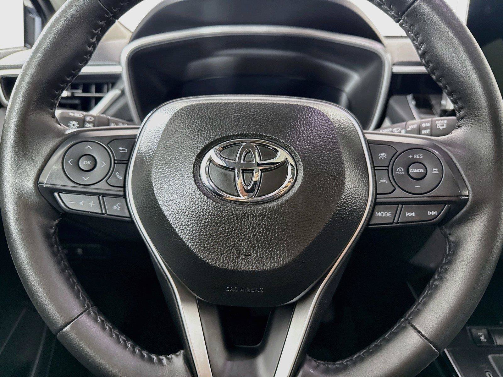 Used 2026 Toyota Corolla Cross XLE w/ Convenience Package FWD image 17