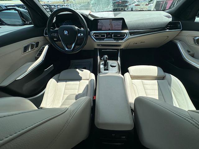 Used 2020 BMW 330i xDrive Sedan w/ Premium Package AWD/4WD image 21
