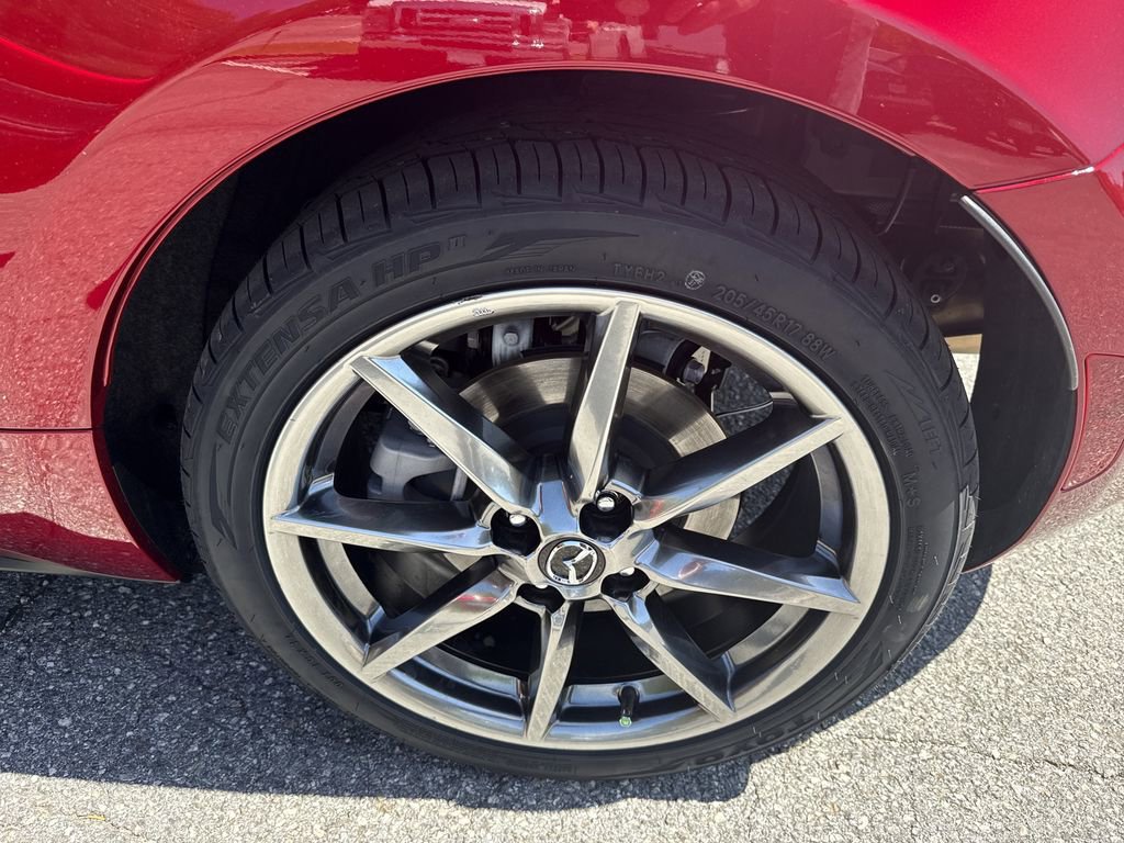 Used 2022 MAZDA MX-5 Miata Grand Touring w/ Weather Package RWD image 18