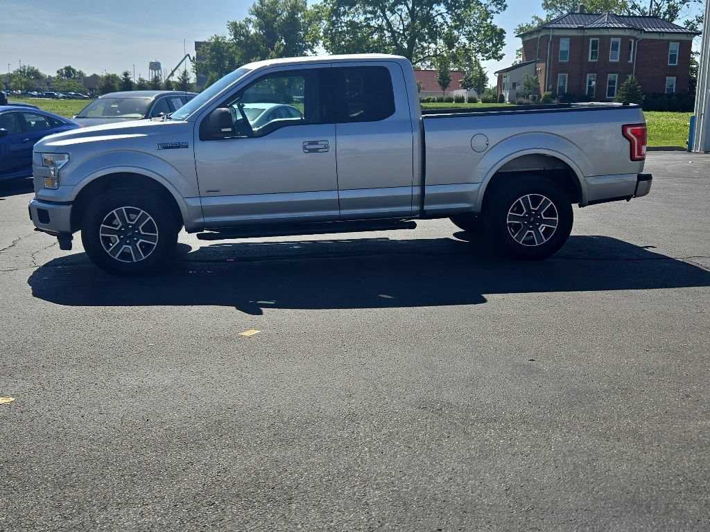 Used 2015 Ford F150 XLT w/ Equipment Group 301A Mid AWD/4WD image 4