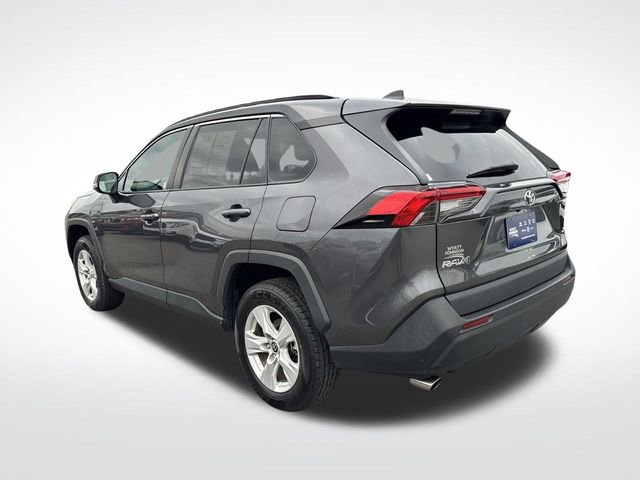 Used 2021 Toyota RAV4 XLE image 4