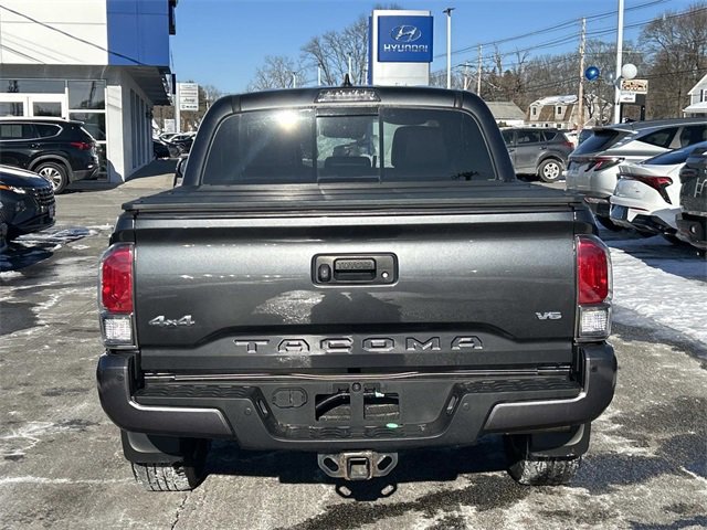 Used 2019 Toyota Tacoma Limited image 4