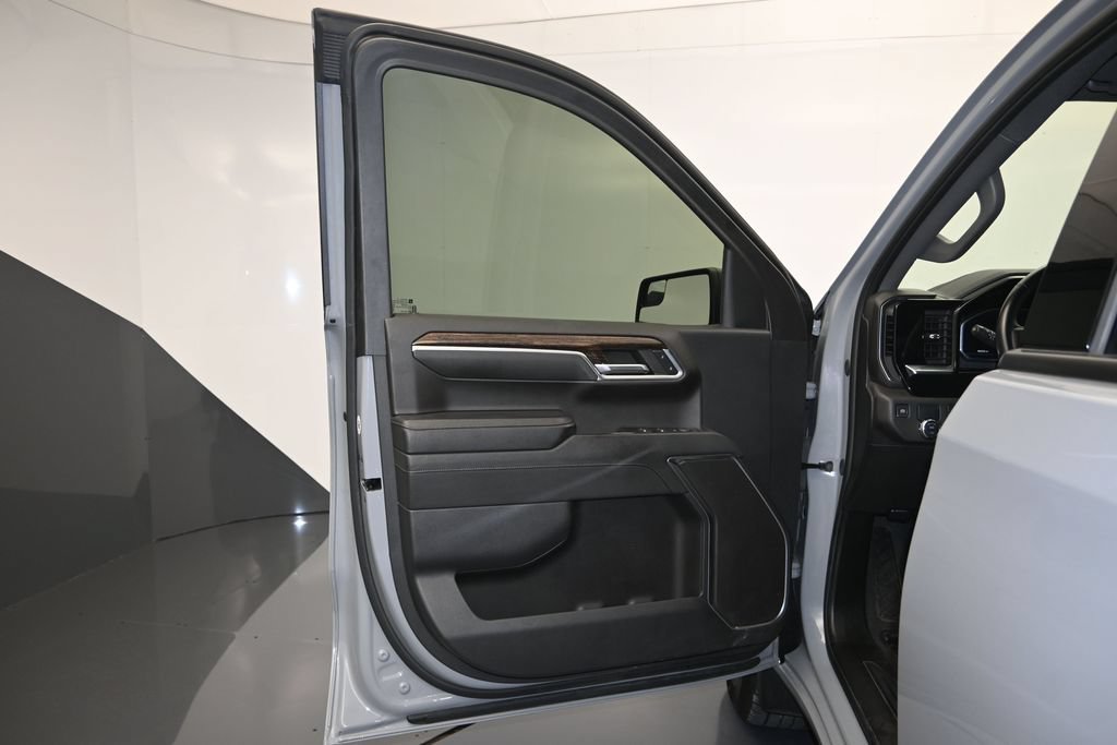 Certified 2024 GMC Sierra 1500 Elevation RWD image 10