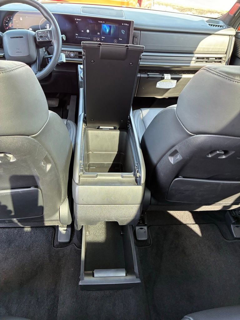 Used 2024 Hyundai Santa Fe Calligraphy AWD/4WD image 19