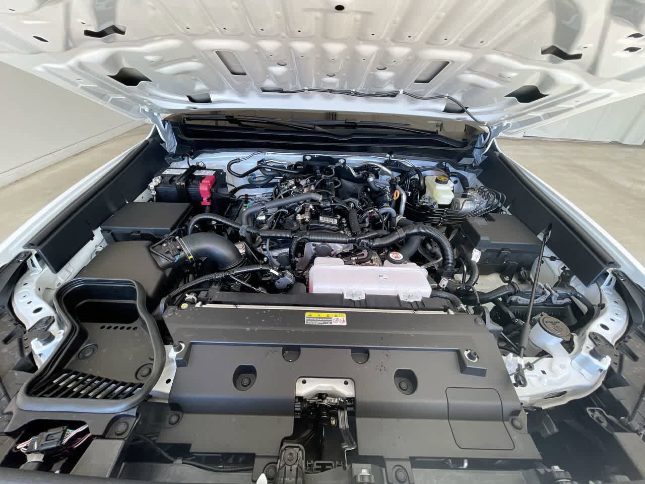 New 2026 Toyota Tacoma SR AWD/4WD image 25