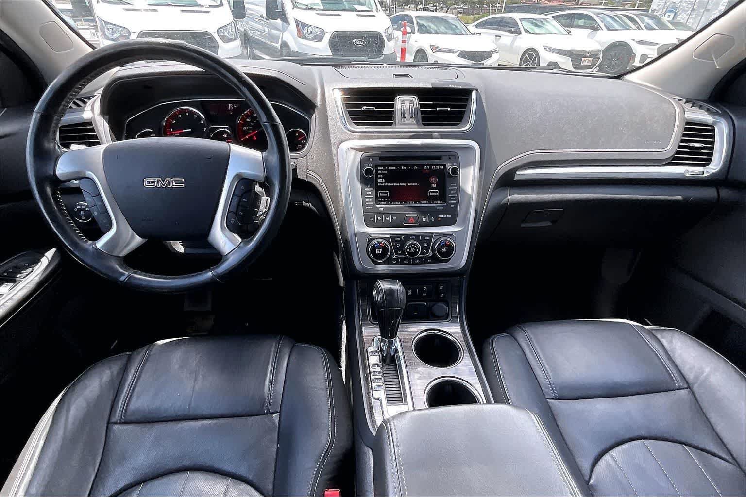 Used 2017 GMC Acadia Limited SLT AWD/4WD image 10