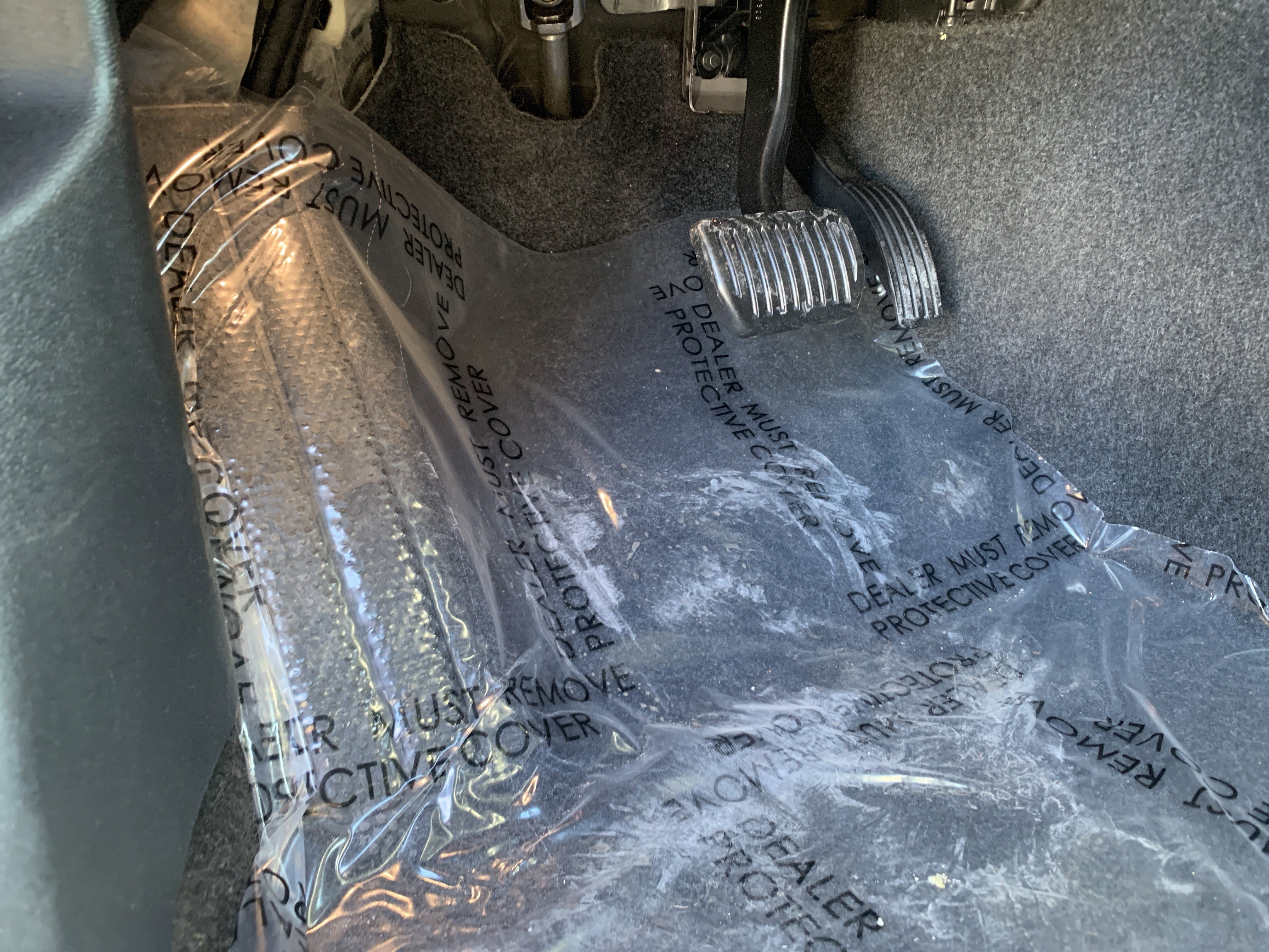 Used 2025 Volvo XC40 B5 Plus image 17