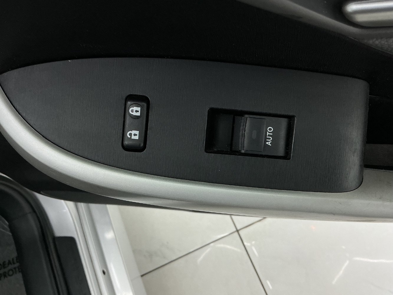Used 2015 Toyota Prius Two FWD image 38