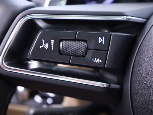 New 2024 Porsche Macan image 35