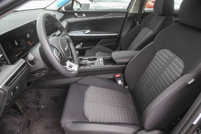 New 2026 Kia K5 LXS FWD image 10