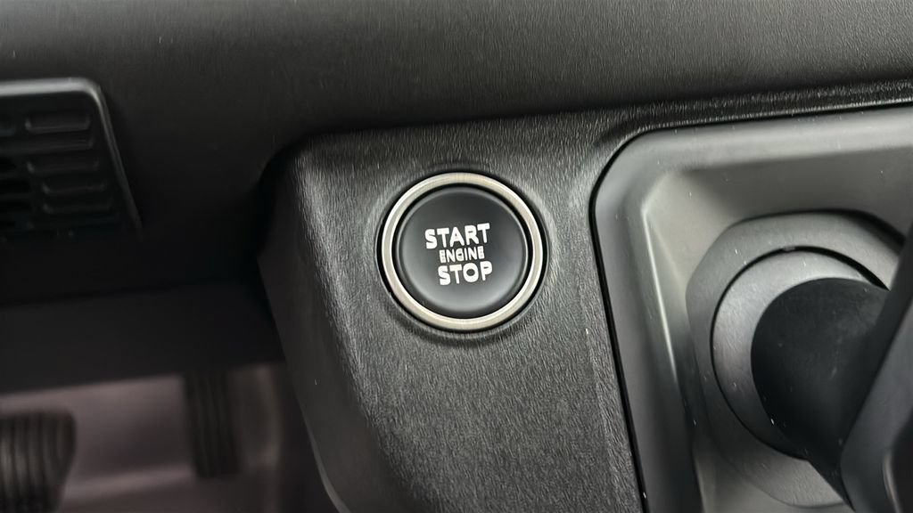 Used 2024 Land Rover Defender 110 X-Dynamic SE AWD/4WD image 14