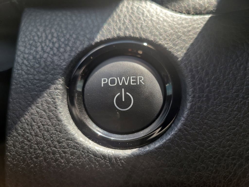 Used 2025 Toyota Camry XSE image 26