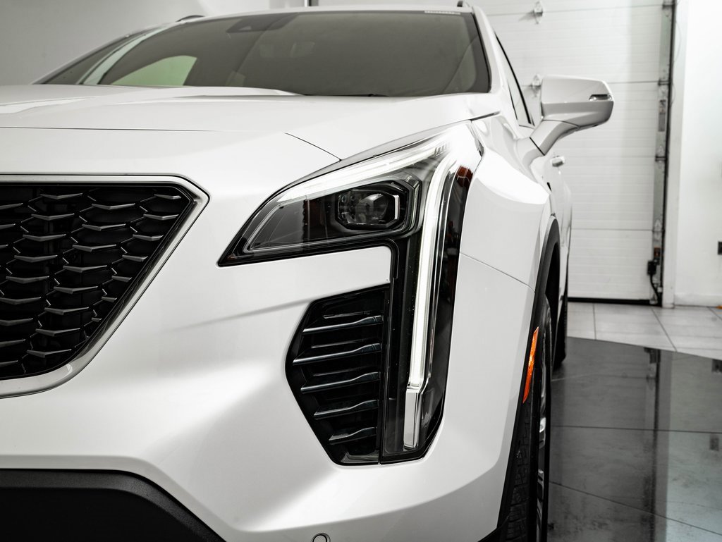 Used 2023 Cadillac XT4 Sport image 14