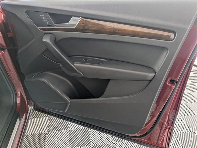 Used 2018 Audi Q5 2.0T Premium Plus w/ Premium Plus Package image 35