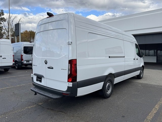 New 2026 Mercedes-Benz Sprinter 2500 image 3