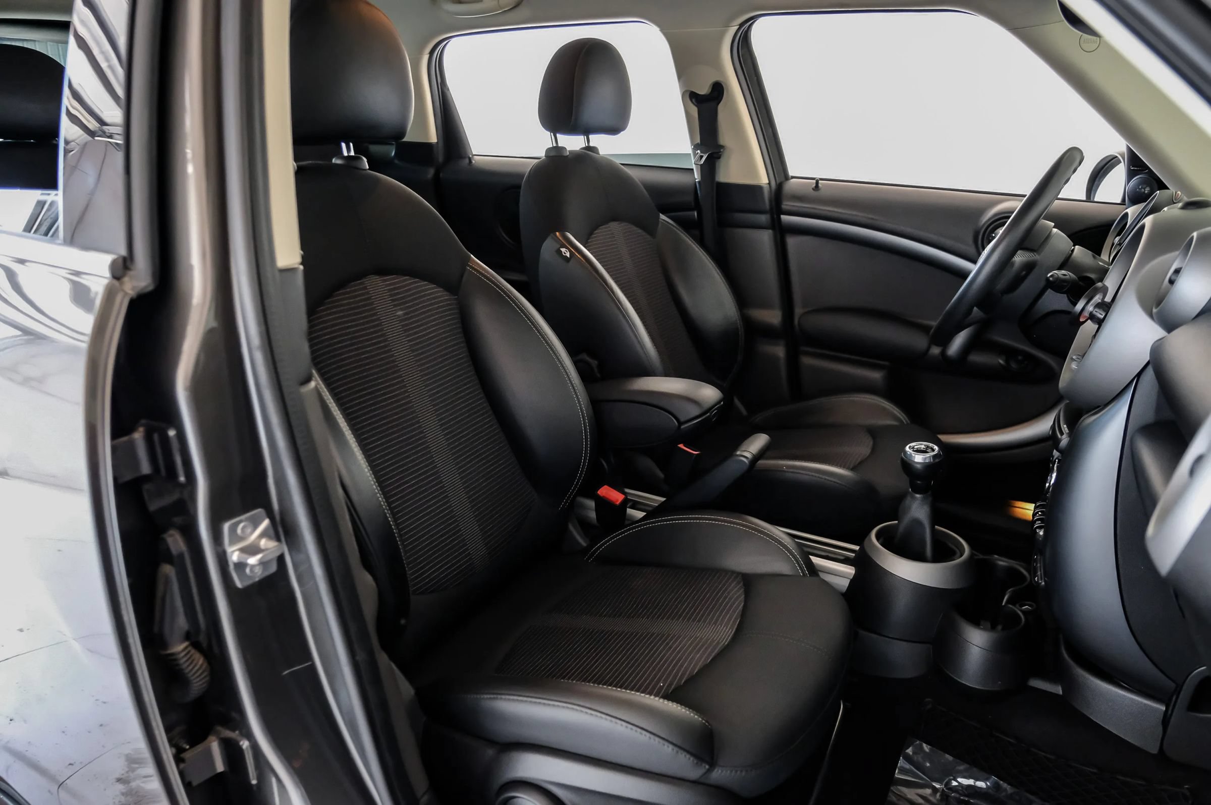 Used 2012 MINI Cooper Countryman S FWD image 32