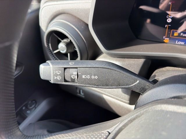 Used 2023 Chevrolet Colorado W/T image 32