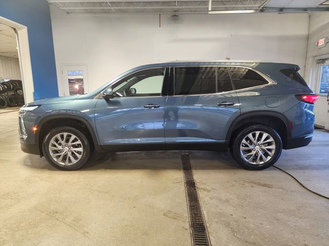 Used 2025 Buick Enclave Preferred image 1