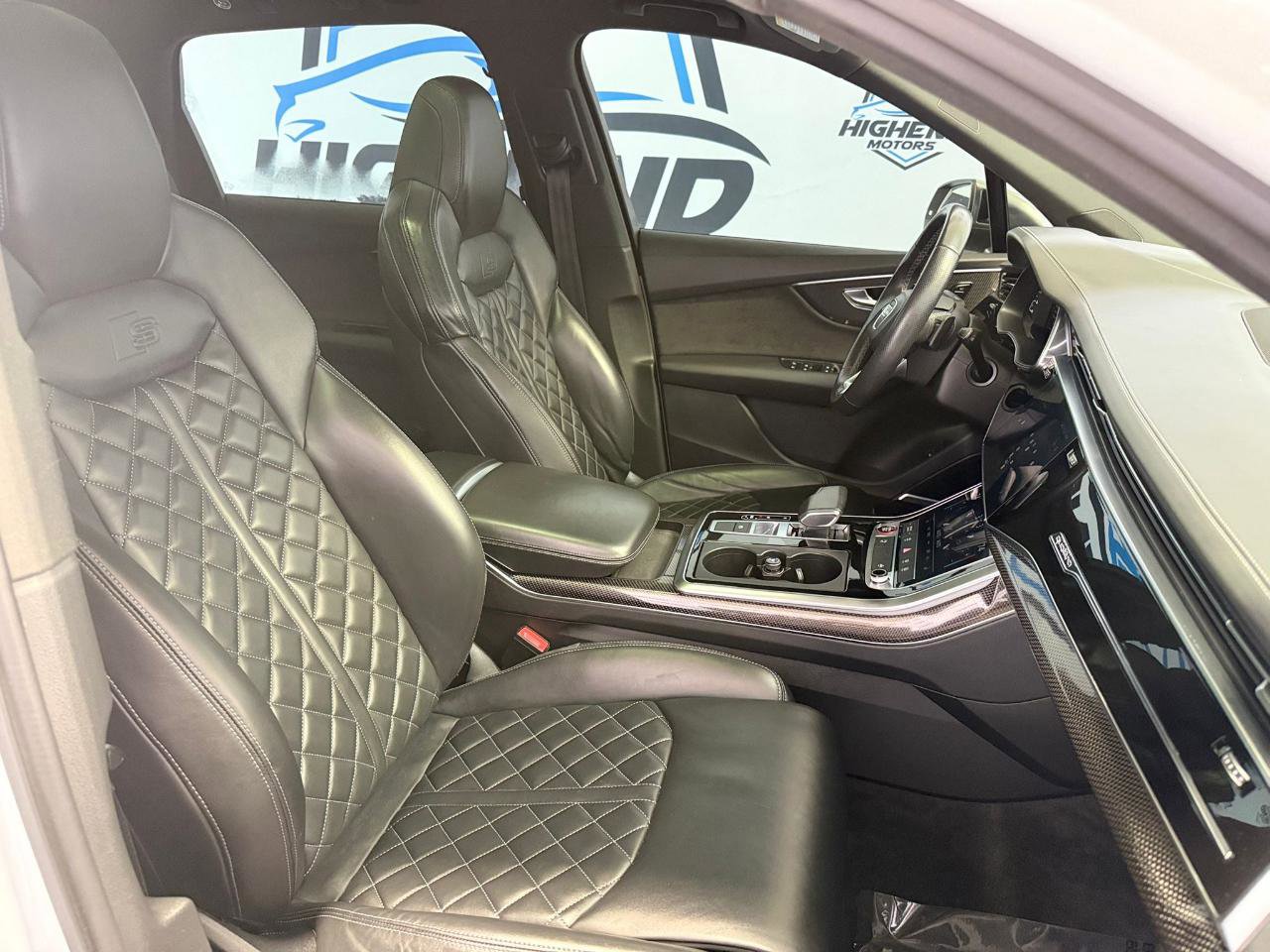 Used 2021 Audi SQ7 Premium Plus AWD/4WD image 28