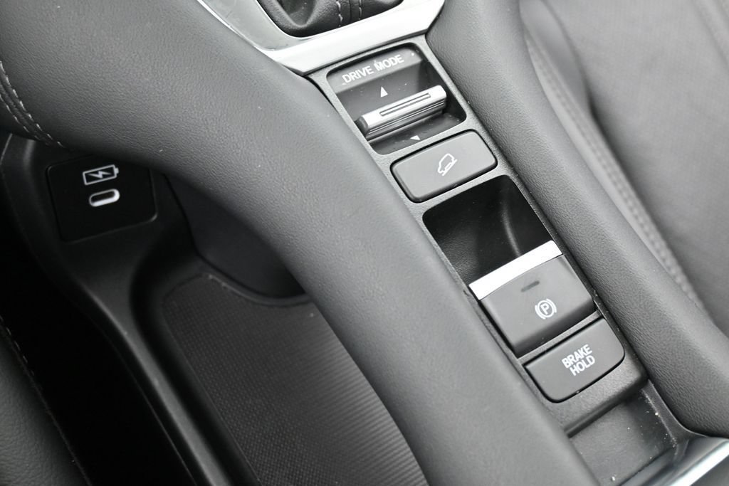 Used 2024 Honda HR-V EX-L image 24